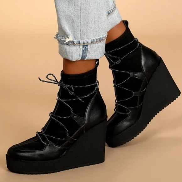 Steve Madden Women’s Slip-on Wedge Boots - Picture 1 of 10